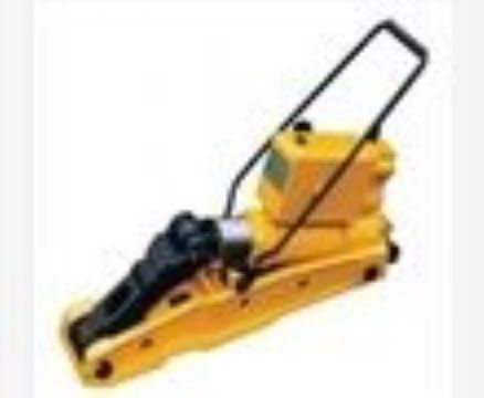 點擊查看詳細信息<br>標題：YQB-245型液壓起拔道機 閱讀次數(shù)：1722